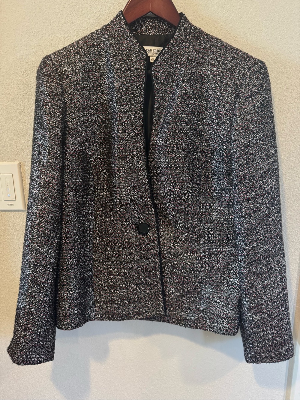 Jones Studio Black Tweed One-Button Blazer
